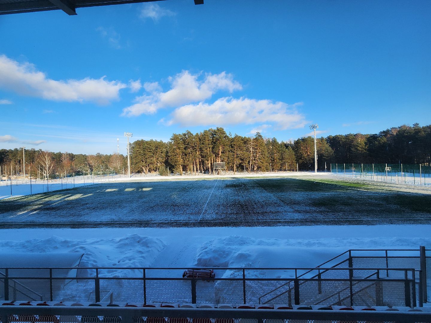 Серпухов, Подмосковье, стадион Спартак, поле с подогревом, футбол, спорт, спорт в подмосковье,