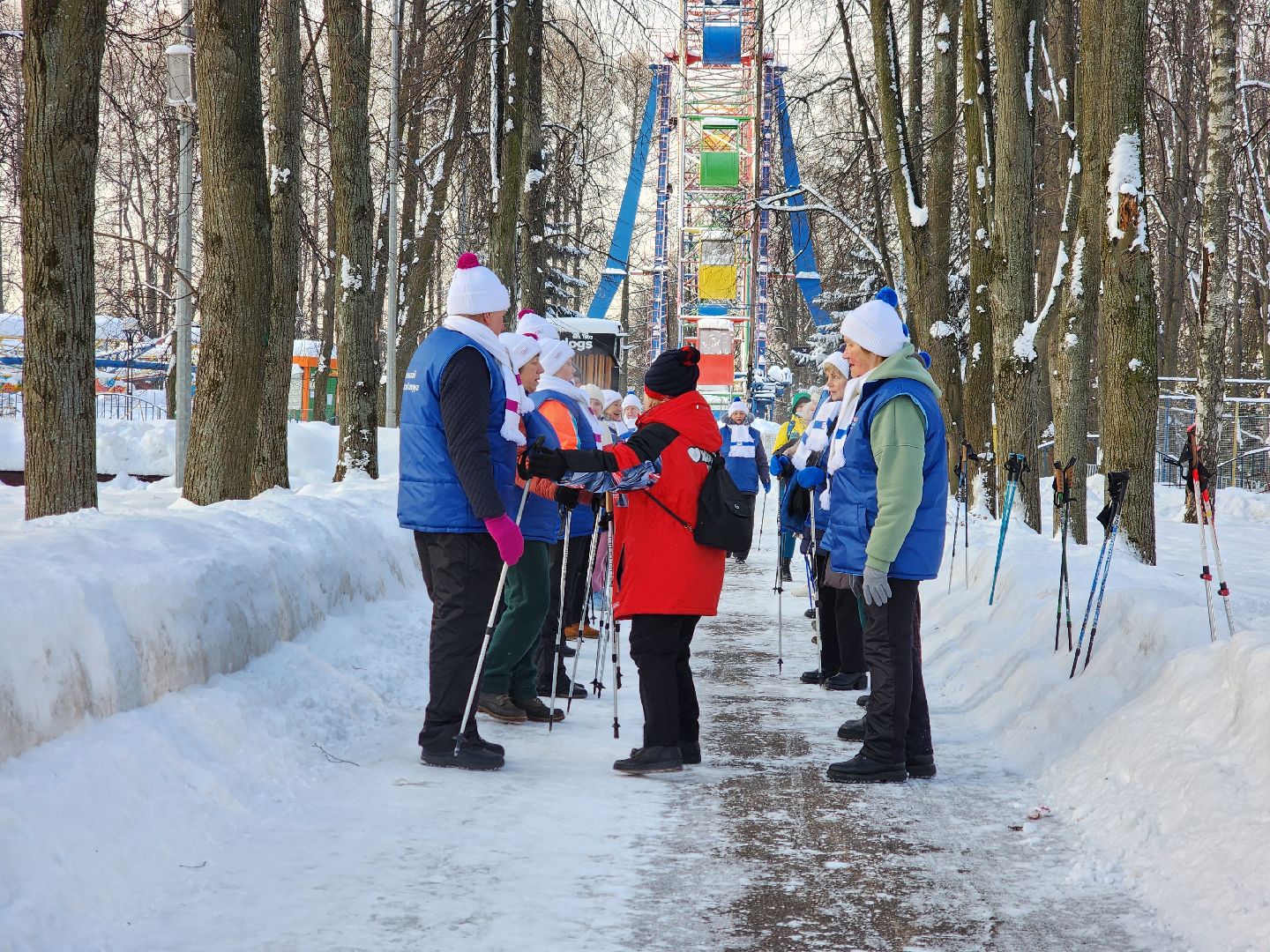 активное долголетие, спорт в подмосковье, скандинавская ходьба, все на старт, видное,