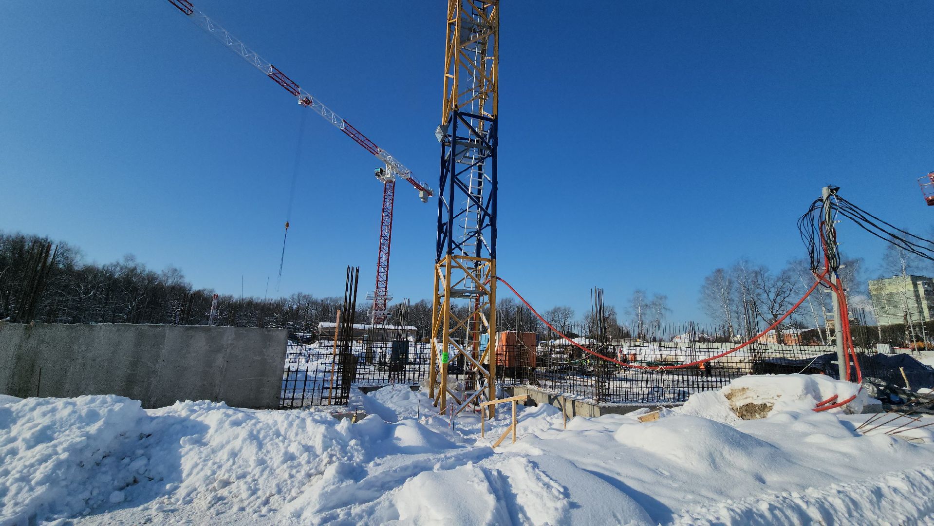 строительство школы,