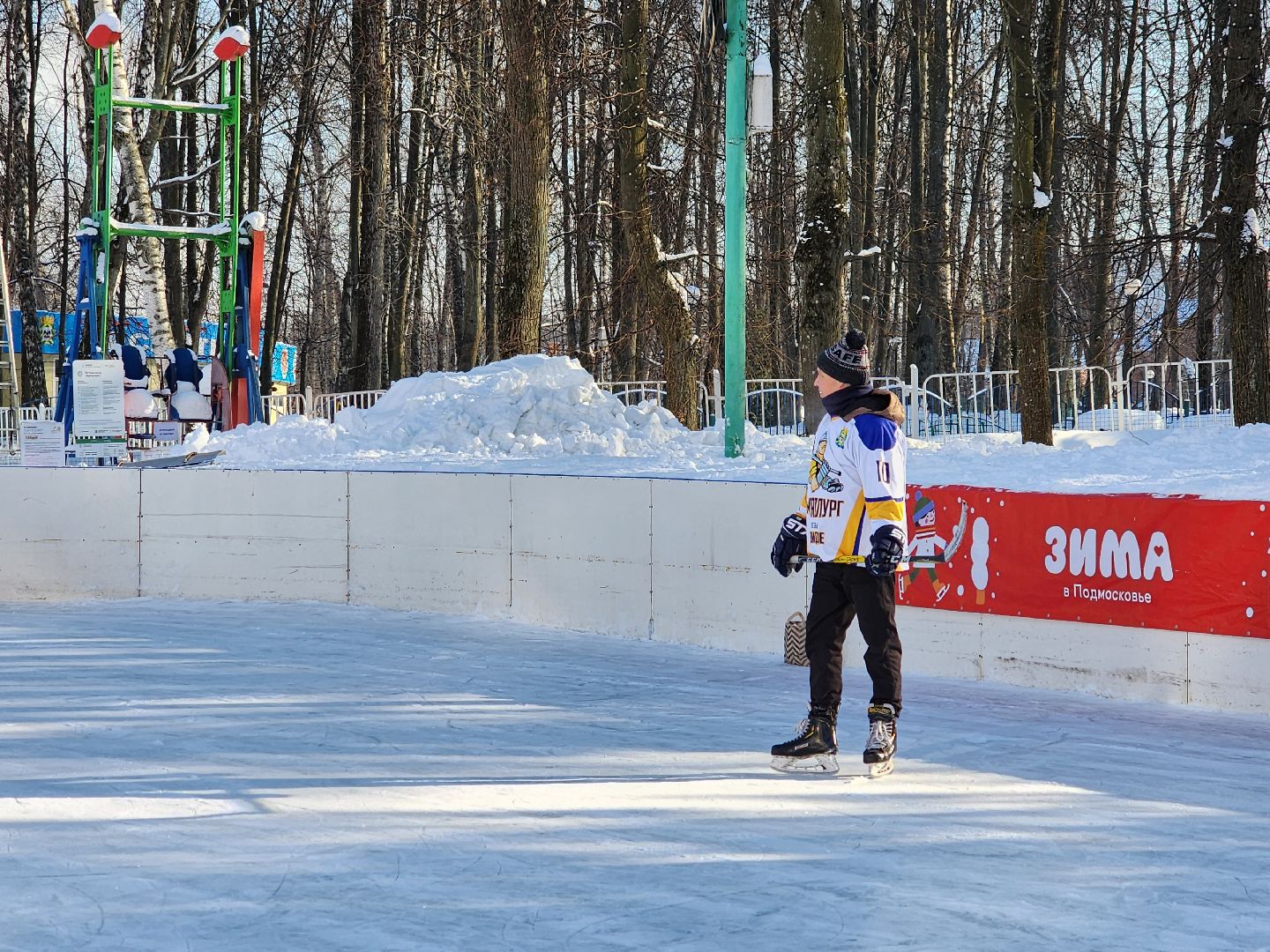 хоккейная команда, металлург,хоккей в парке, видное, спорт подмосковья,
