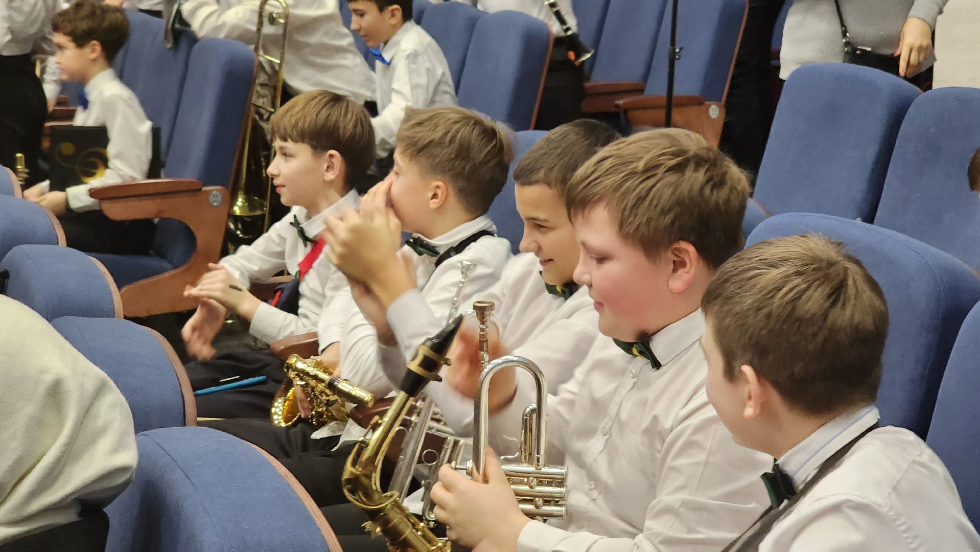 кашира, кдц родина, фестиваль, детский духовой оркестр, сибемольки, мажорное настроение, поляны, долгопрудный,