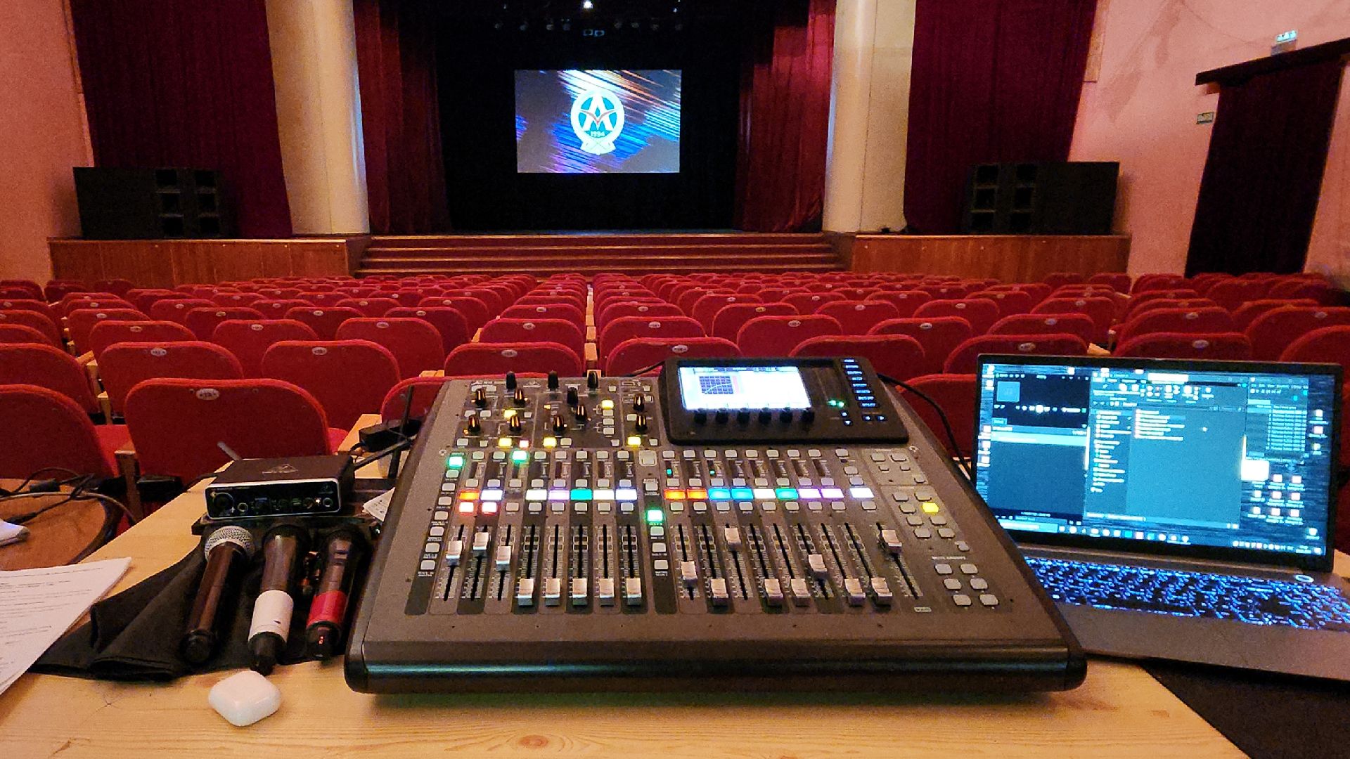 электросталь, электросталь спортивная, спорт в подмосковье, индорхоккей, хоккей на траве, концерт, юбилей, спортивная игра, команда,