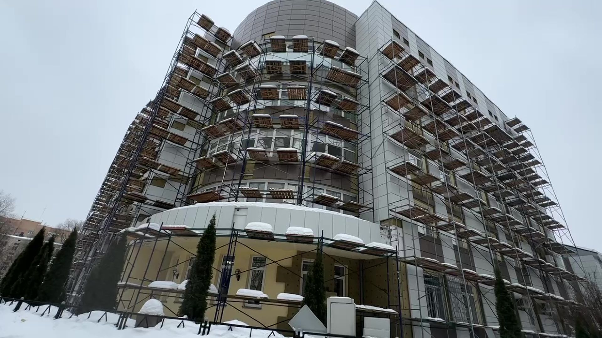 Реутов, здравоохранение, медицина, ремонт, хирургичекий комплекс, фасад, окна,