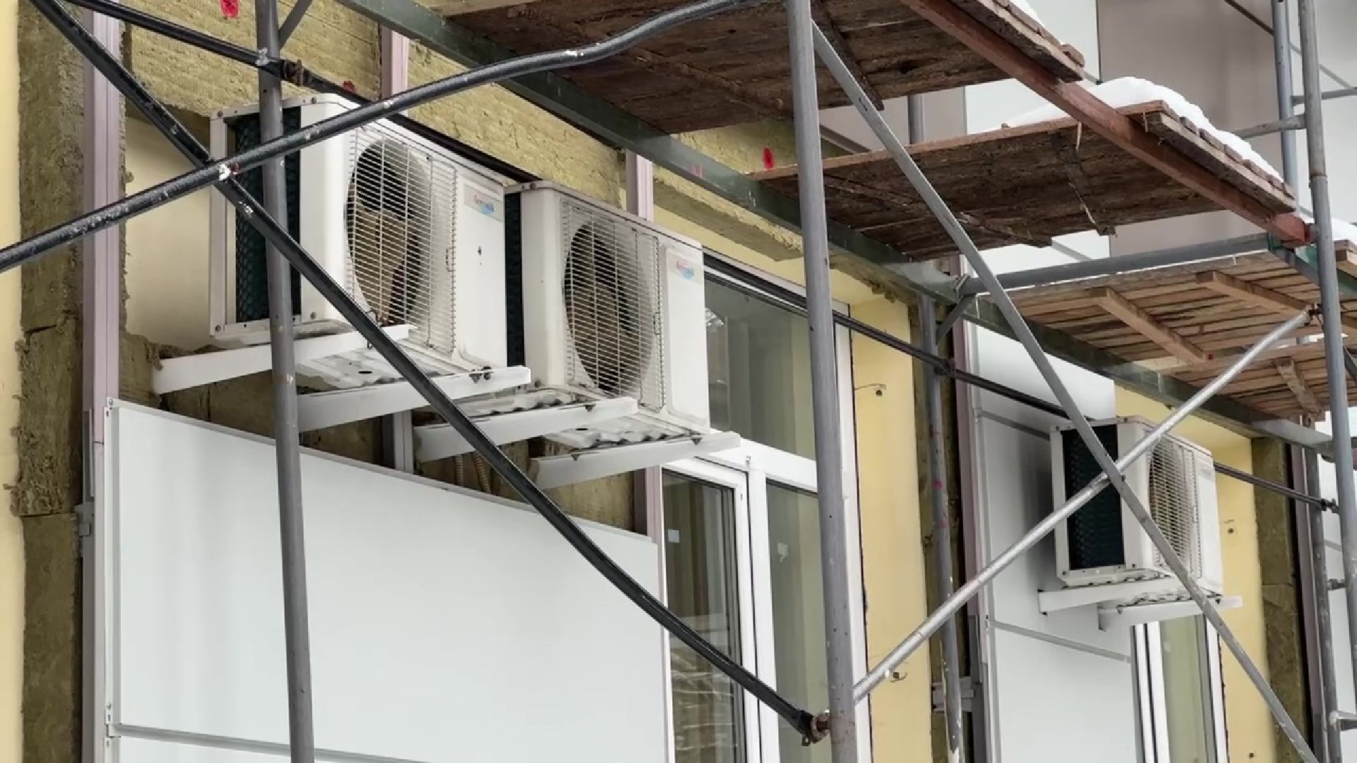 Реутов, здравоохранение, медицина, ремонт, хирургичекий комплекс, фасад, окна,