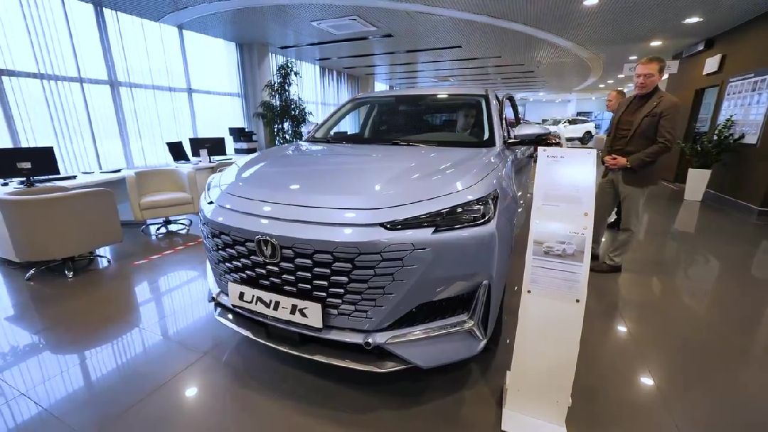 Реутов, экономика, бизнес, автосалон, автомобили, китайский бренд