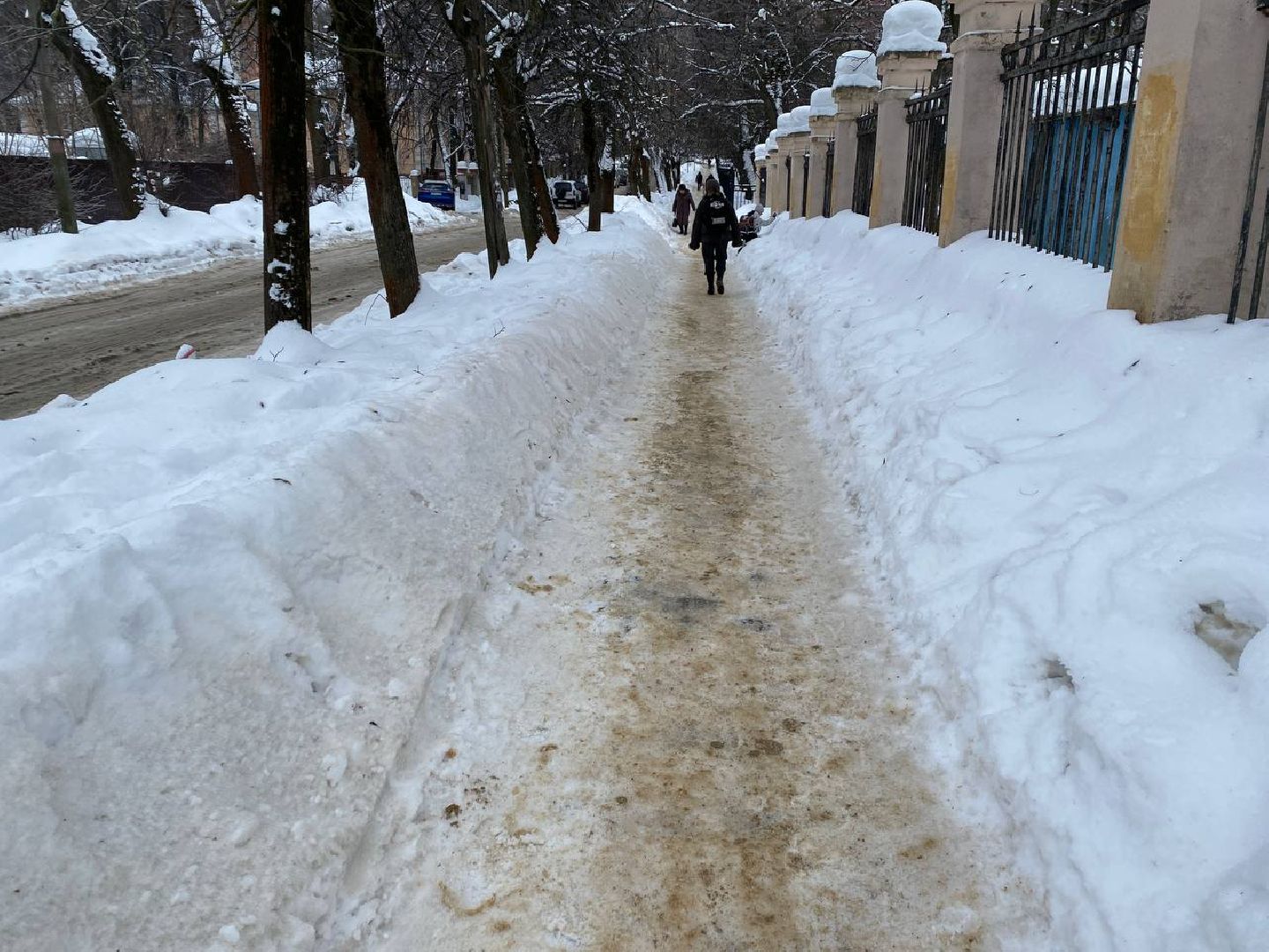 чехов, благоустройсво, ледяной дождь, коммунальные службы, тротуар, пешеходные зоны,
