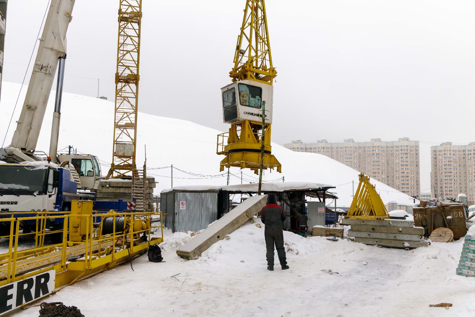 Люберцы, новая поликлиника, строители,