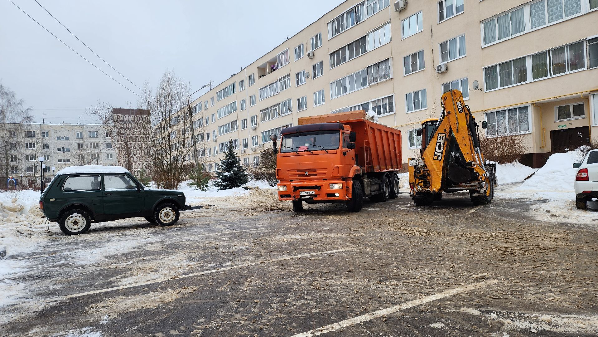 жкх, благоустройство, уборка снега, Лосино-Петровский, коммунальная техника, снегопад, дождь, подмосковье,