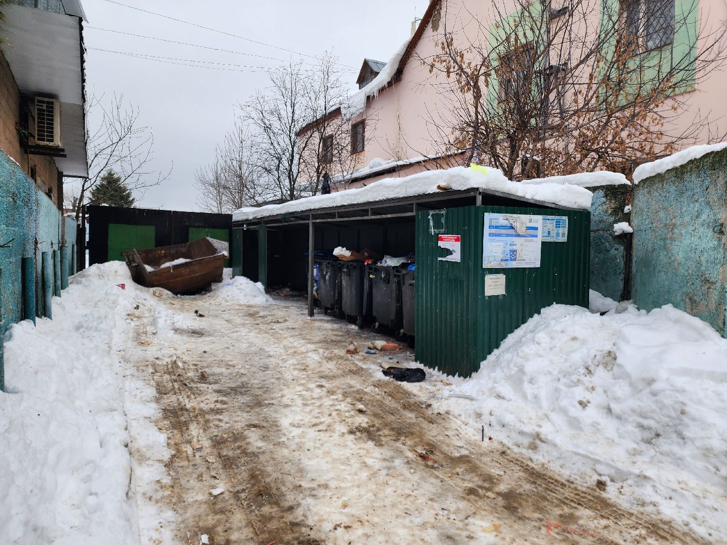 контейнерные площадки, дорожные знаки,