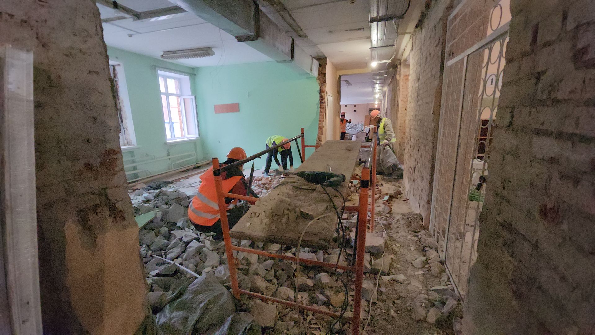 серпухов, улица космонавтов, школа 16, капитальный ремонт, образование,