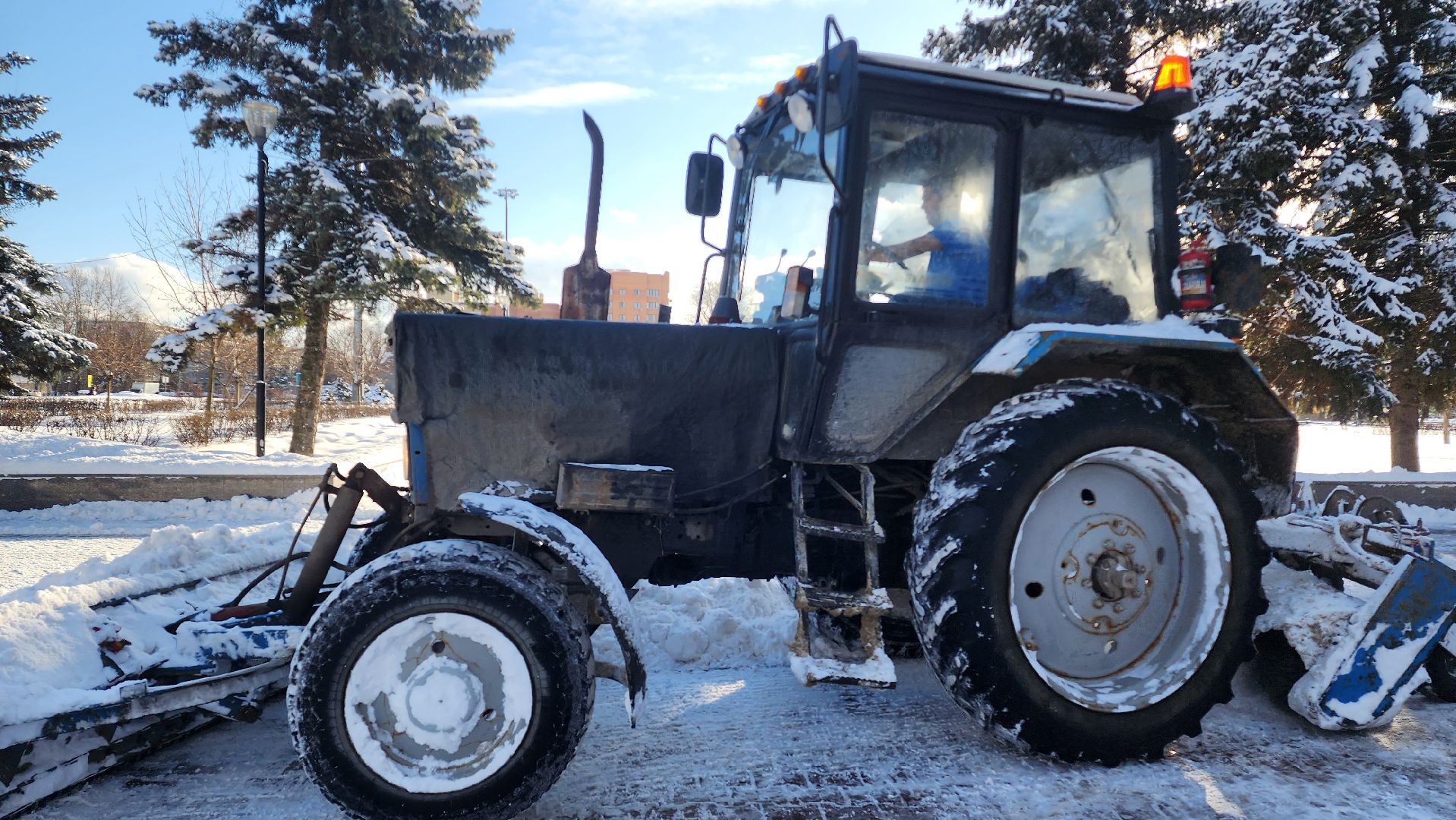 Подмосковье, зима в подмосковье, ледяной дождь, дорожные работы, дорожные службы, уборка снега, Гололед, циклон, циклон ваня, циклон ольга, Потепление, мокрый снег,