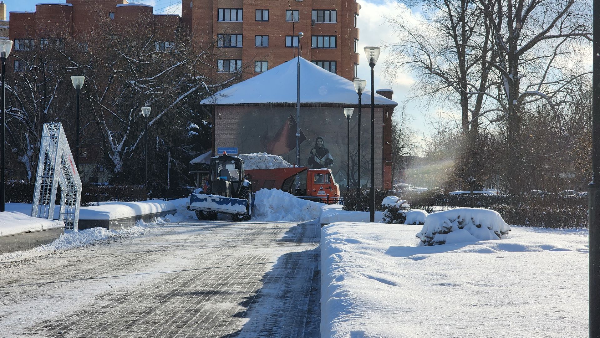 Подмосковье, зима в подмосковье, ледяной дождь, дорожные работы, дорожные службы, уборка снега, Гололед, циклон, циклон ваня, циклон ольга, Потепление, мокрый снег,