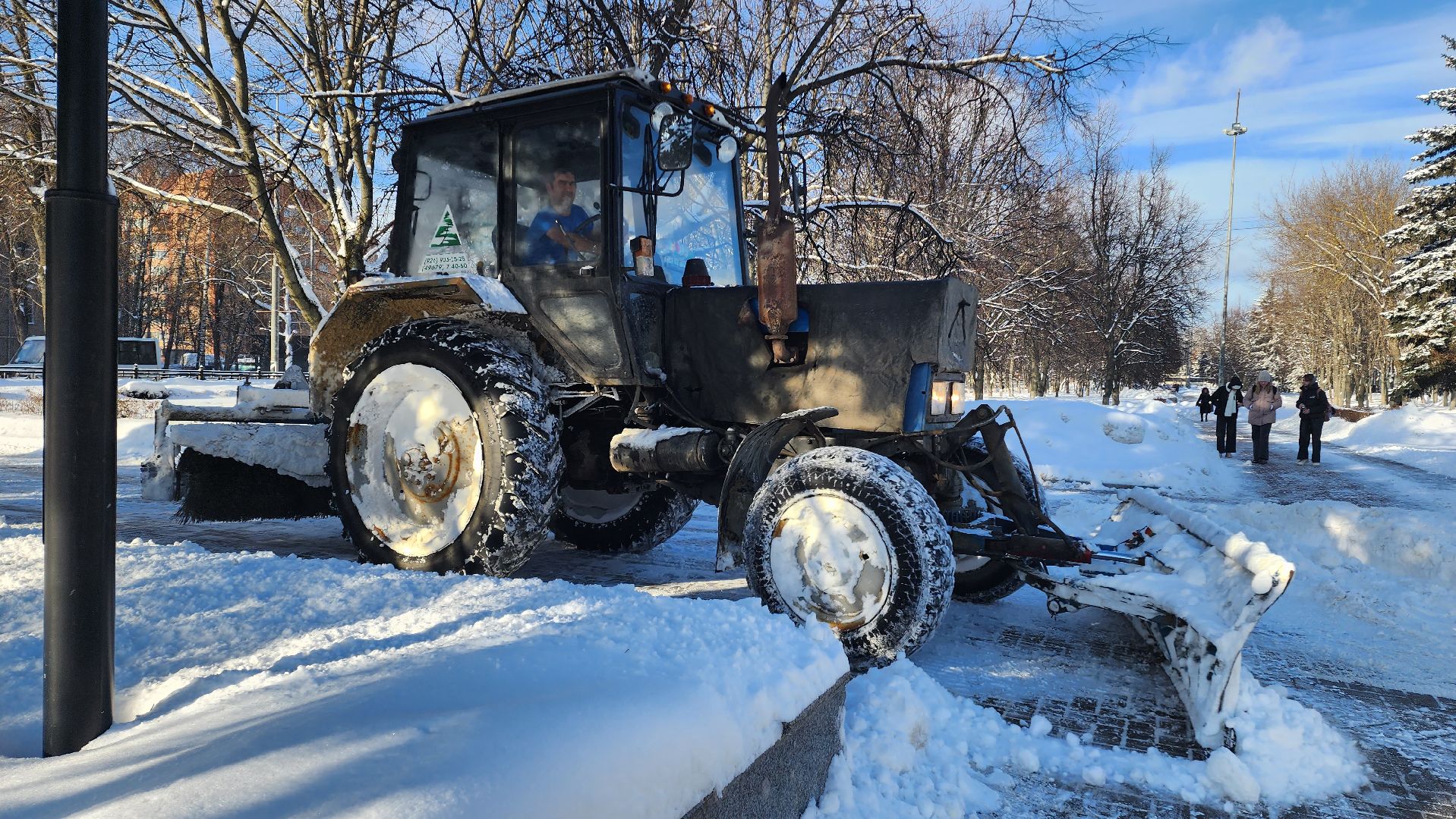 Подмосковье, зима в подмосковье, ледяной дождь, дорожные работы, дорожные службы, уборка снега, Гололед, циклон, циклон ваня, циклон ольга, Потепление, мокрый снег,