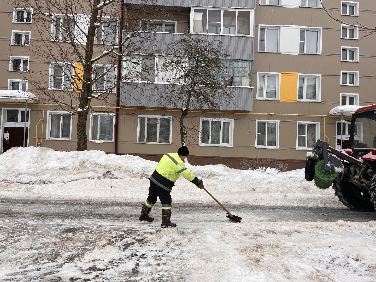 шаховская, ледяной дождь, снег, уборка снега,