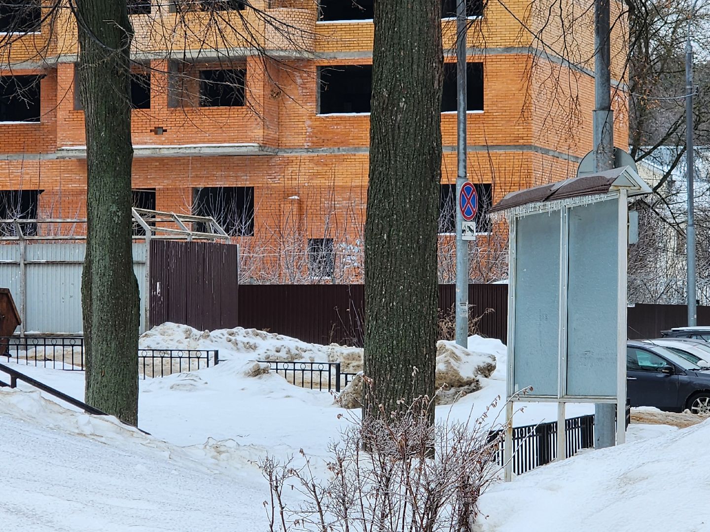 дорожные знаки, контейнерные площадки, двор, серпухов, улица чернышевского,