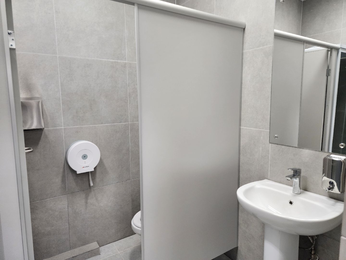 серпухов, подмосковье, стадион спартак, раздевалки, спорт, стадион, раздевалки, реставрация,