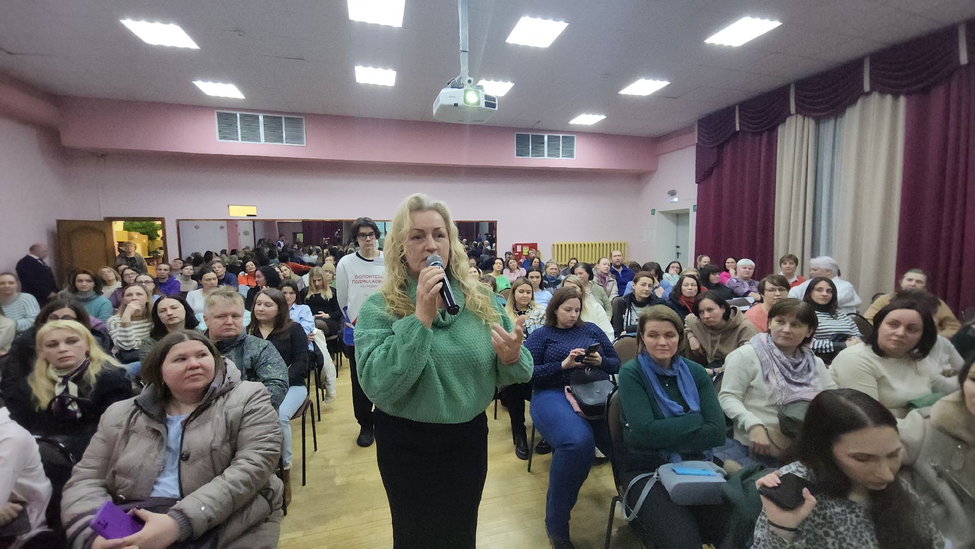 школа 10, строительство, Дугина 16, Надежда Валова, Алла Дунаевич, 5 микрорайон, собрание, родители,