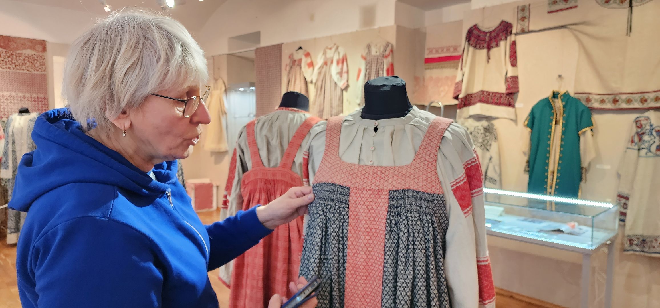 раменское, культура, раменский историко-художественный музей, первая выставка, из сундука русской красавицы,