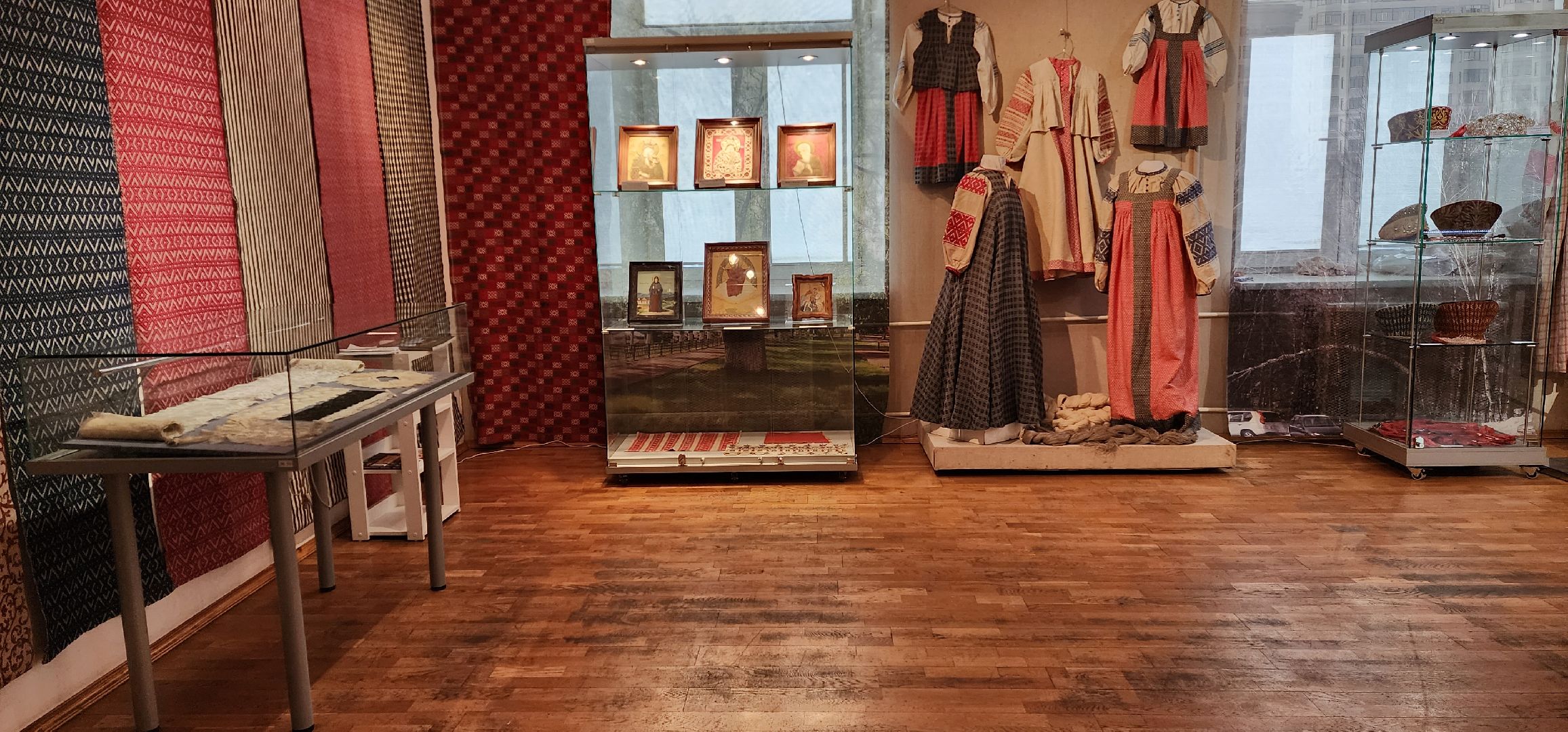 раменское, культура, раменский историко-художественный музей, первая выставка, из сундука русской красавицы,