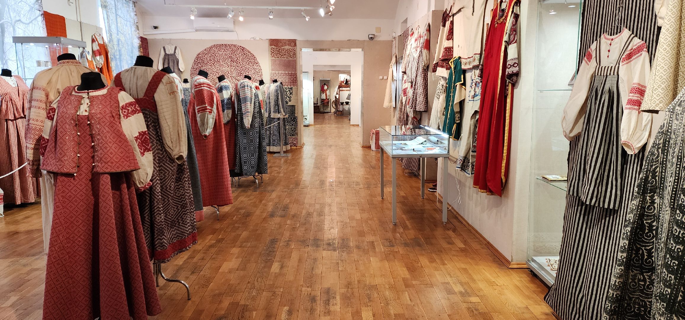 раменское, культура, раменский историко-художественный музей, первая выставка, из сундука русской красавицы,