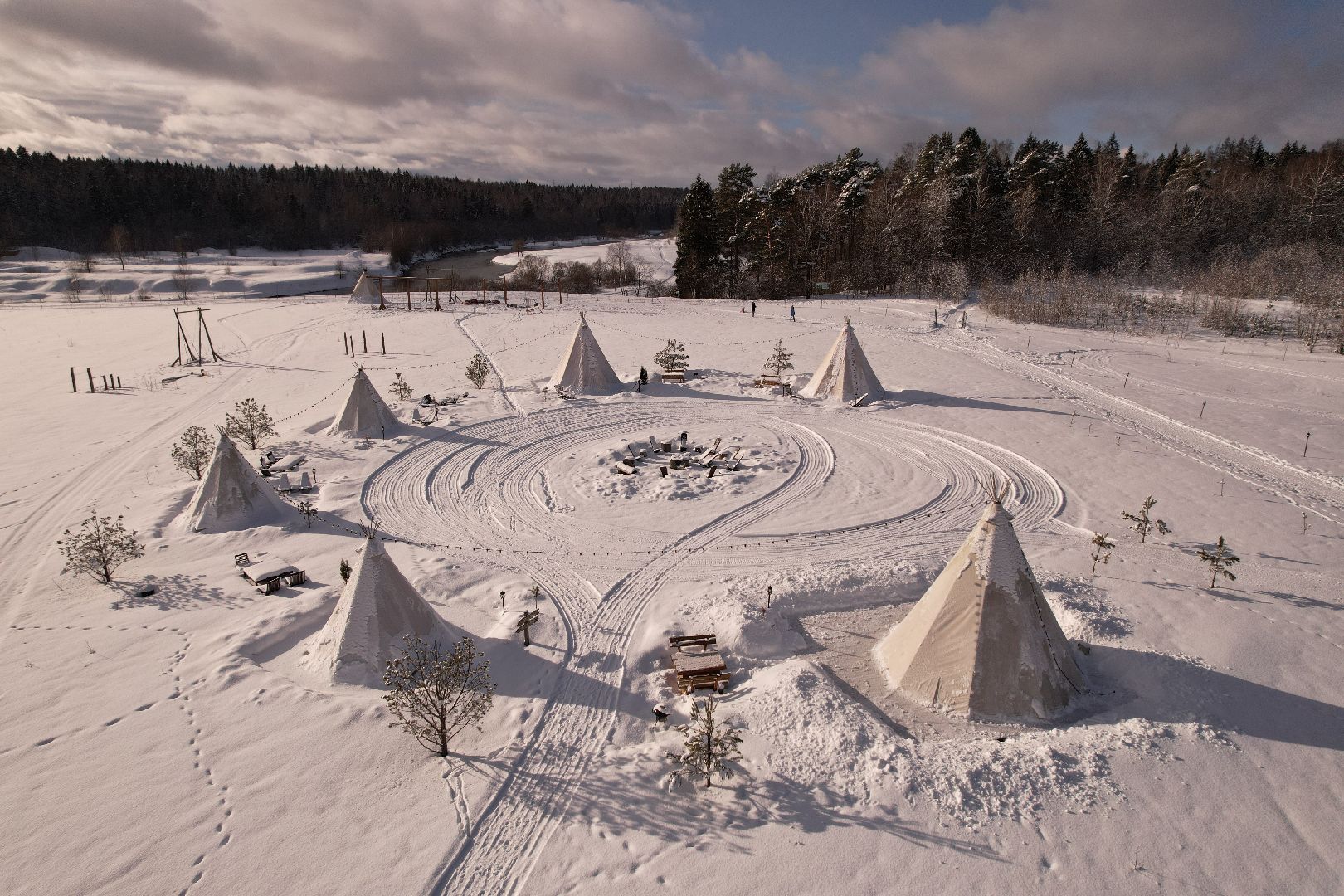 видео с коптера, руза, хаски,