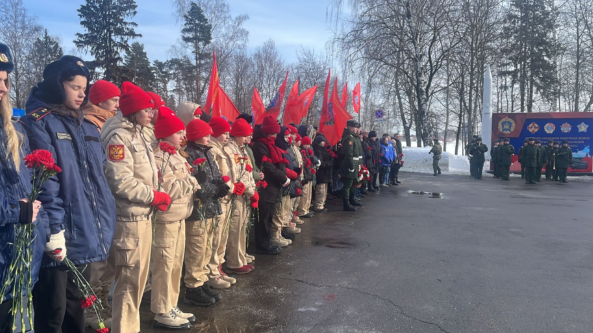 возложение цветов, день воина-интернационалиста, награждение, глава городского округа,