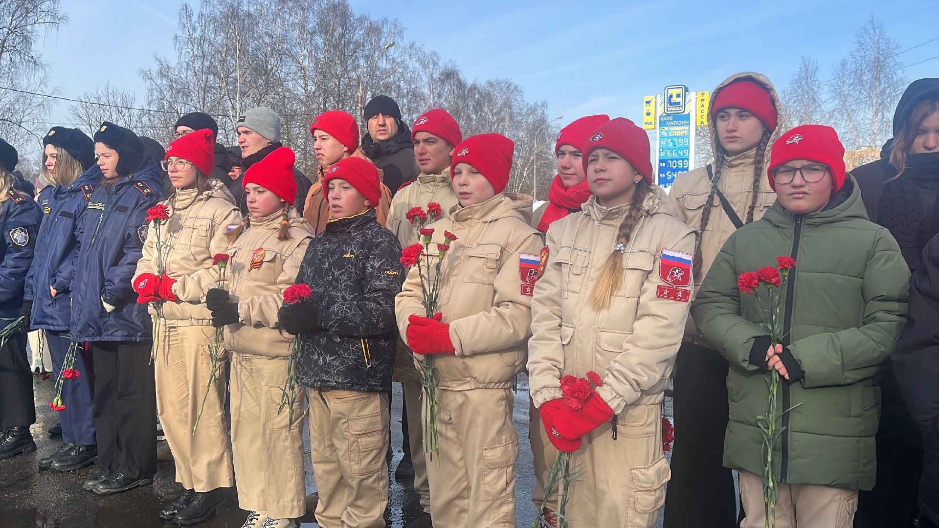 возложение цветов, день воина-интернационалиста, награждение, глава городского округа,