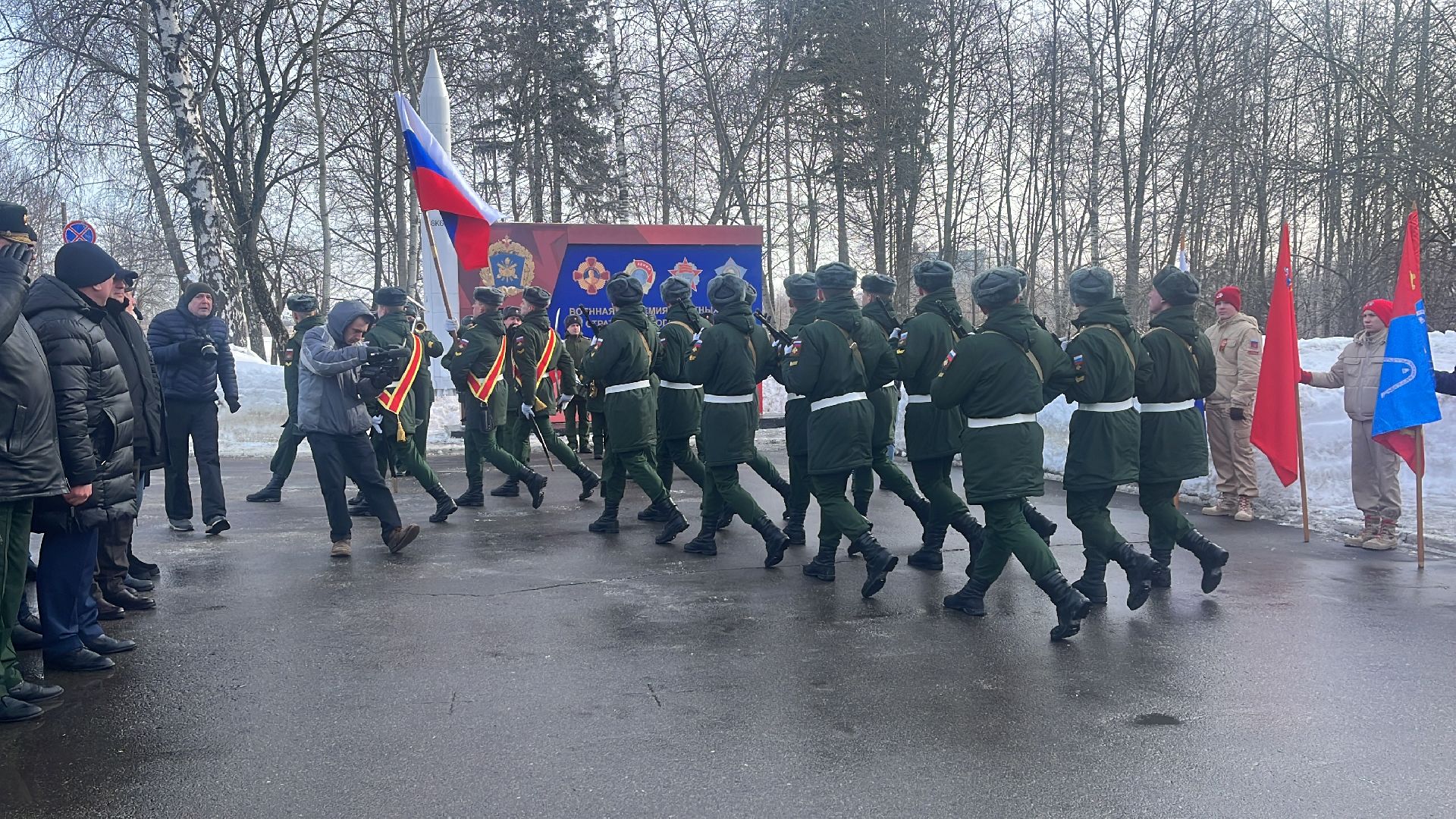 возложение цветов, день воина-интернационалиста, награждение, глава городского округа,