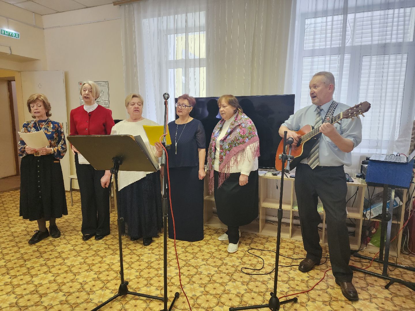 пушкино, концерт, старшее поколение, активное долголетие, поэт, авторское творчество,