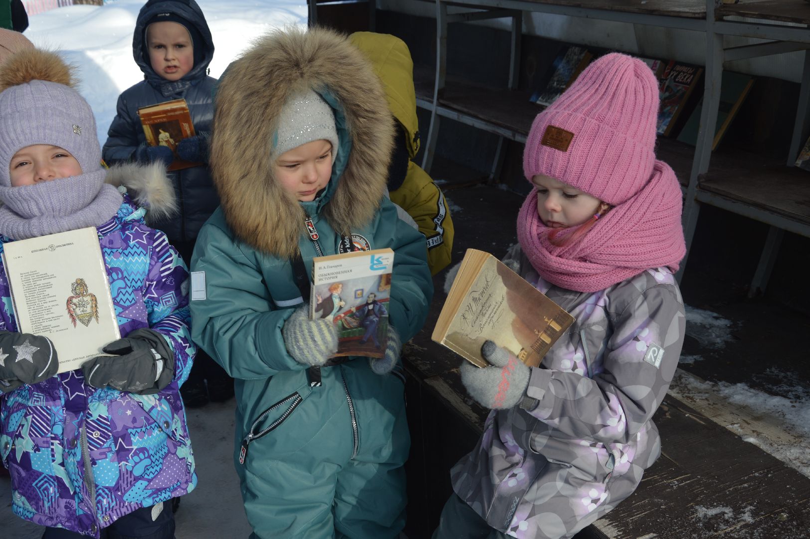шатура, буккроссинг, книгодарение, международная акция, книги, обмен книгами, парк, парк гагарина,