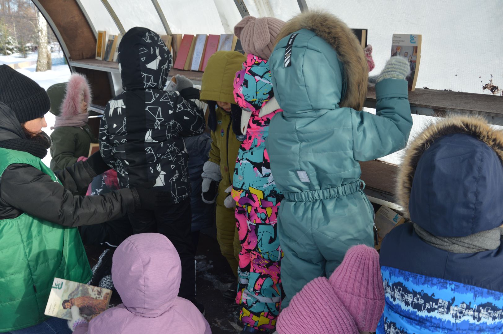 шатура, буккроссинг, книгодарение, международная акция, книги, обмен книгами, парк, парк гагарина,