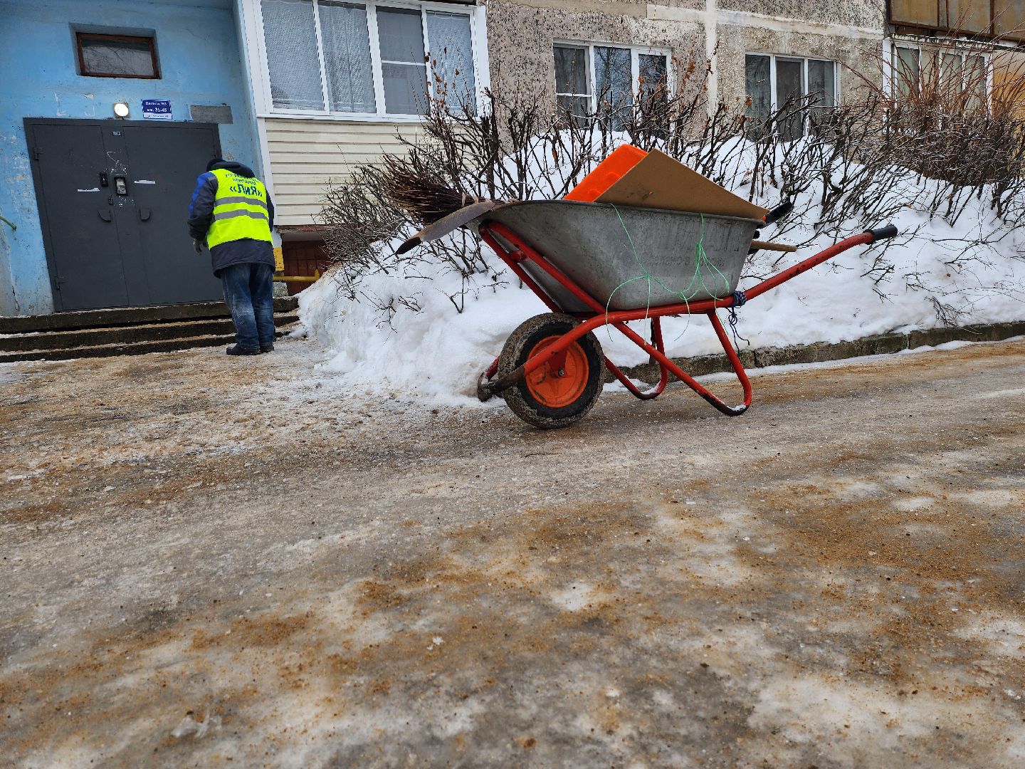 серпухов, улица пушкина, гололед, управляющая компания, ук лия,