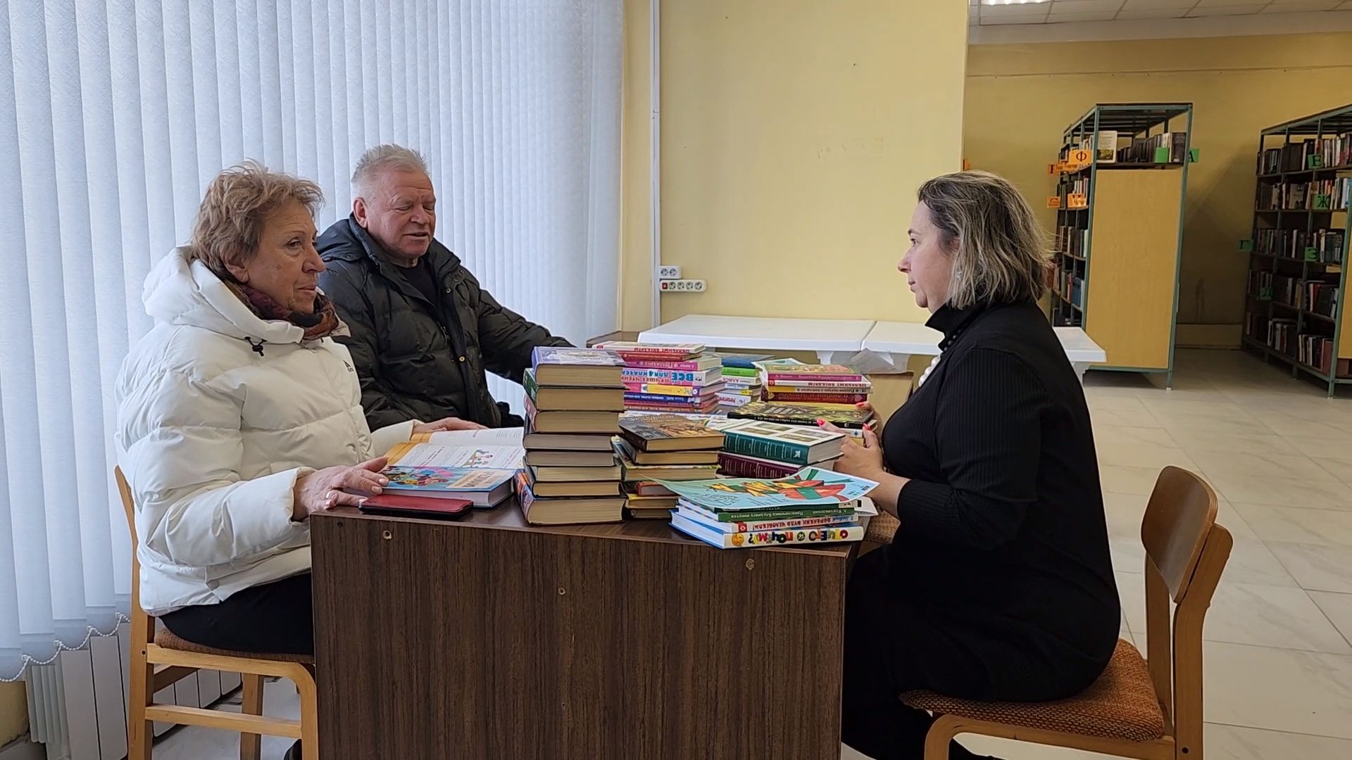 День книгодарения, Библиотека семейного чтения, Акция, Детский лагерь, Книги, Дубна,