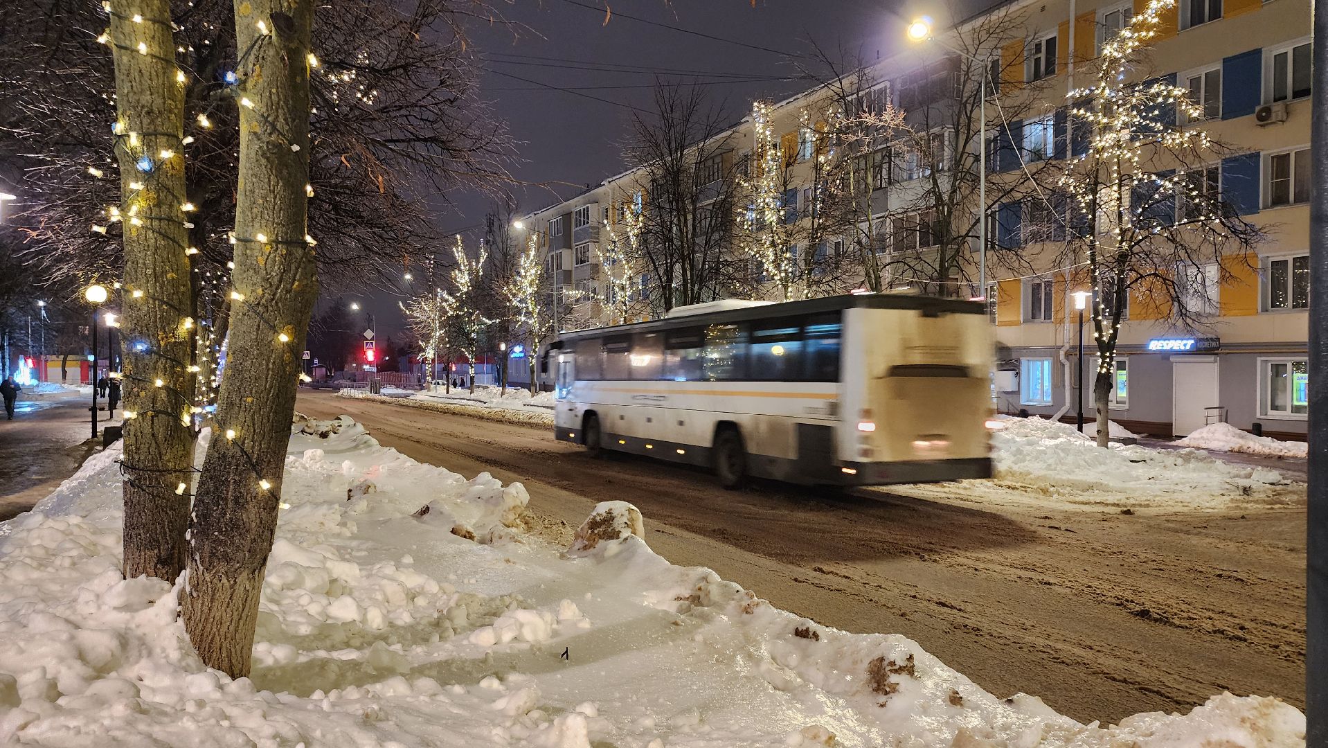 кашира, садовая, гирлянды, иллюминация, благоустойство, фонари,