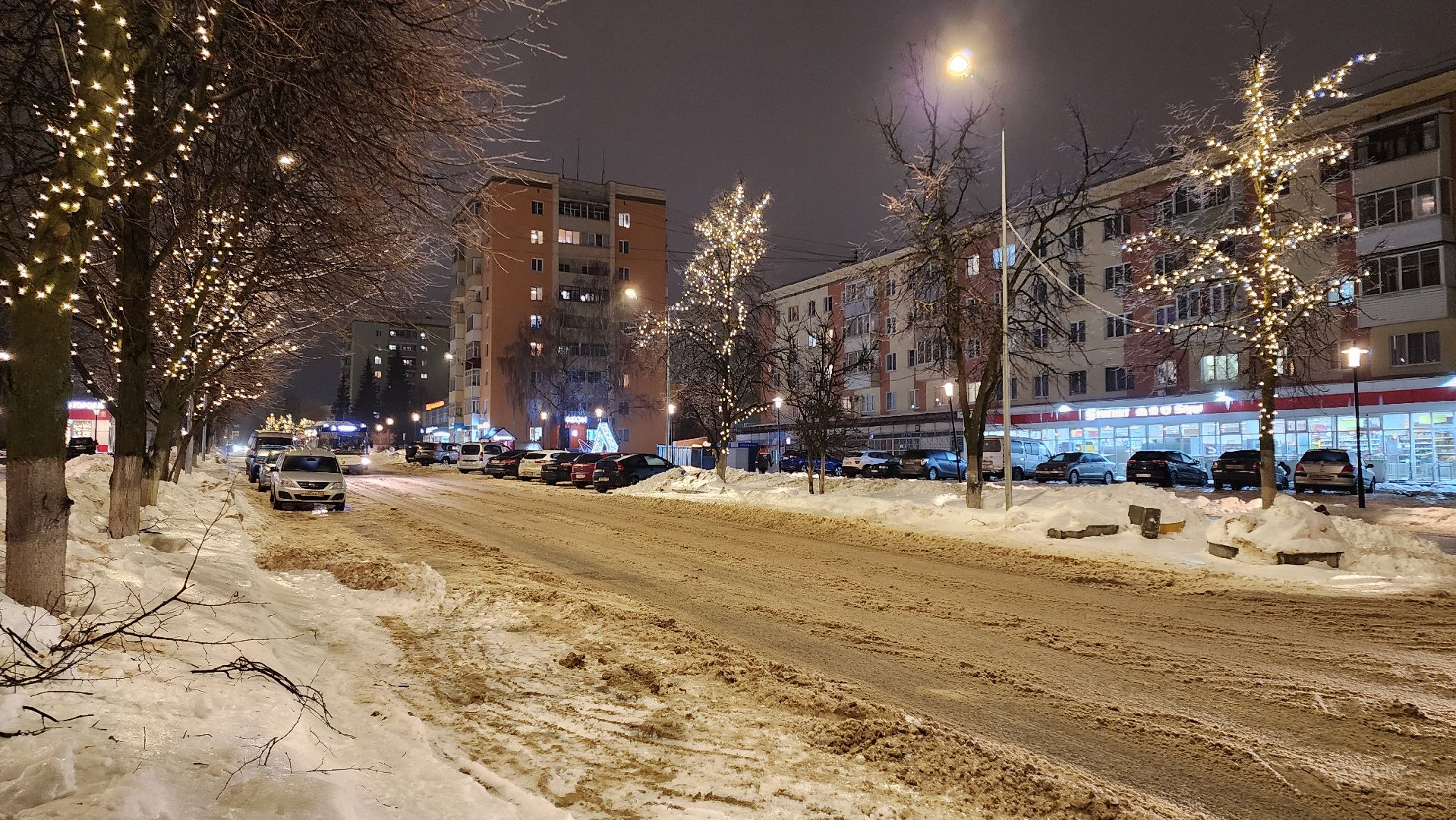 кашира, садовая, гирлянды, иллюминация, благоустойство, фонари,