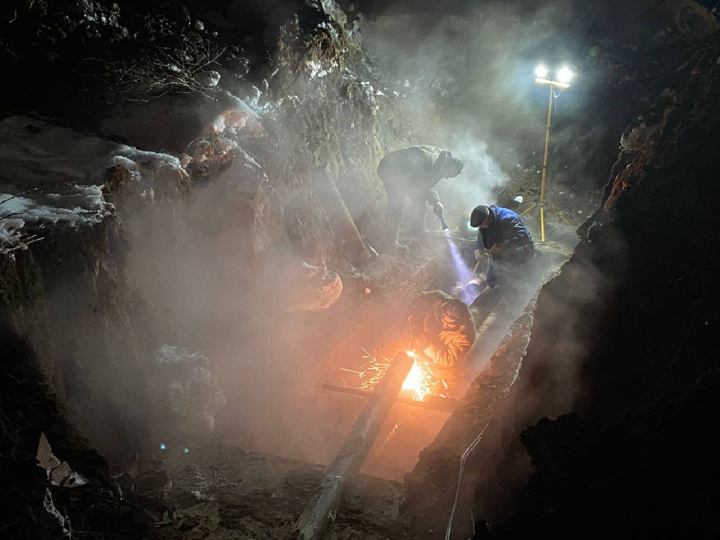 чехов, чп, жкх, утечка, теплотрасса, устранение коммунальной аварии,