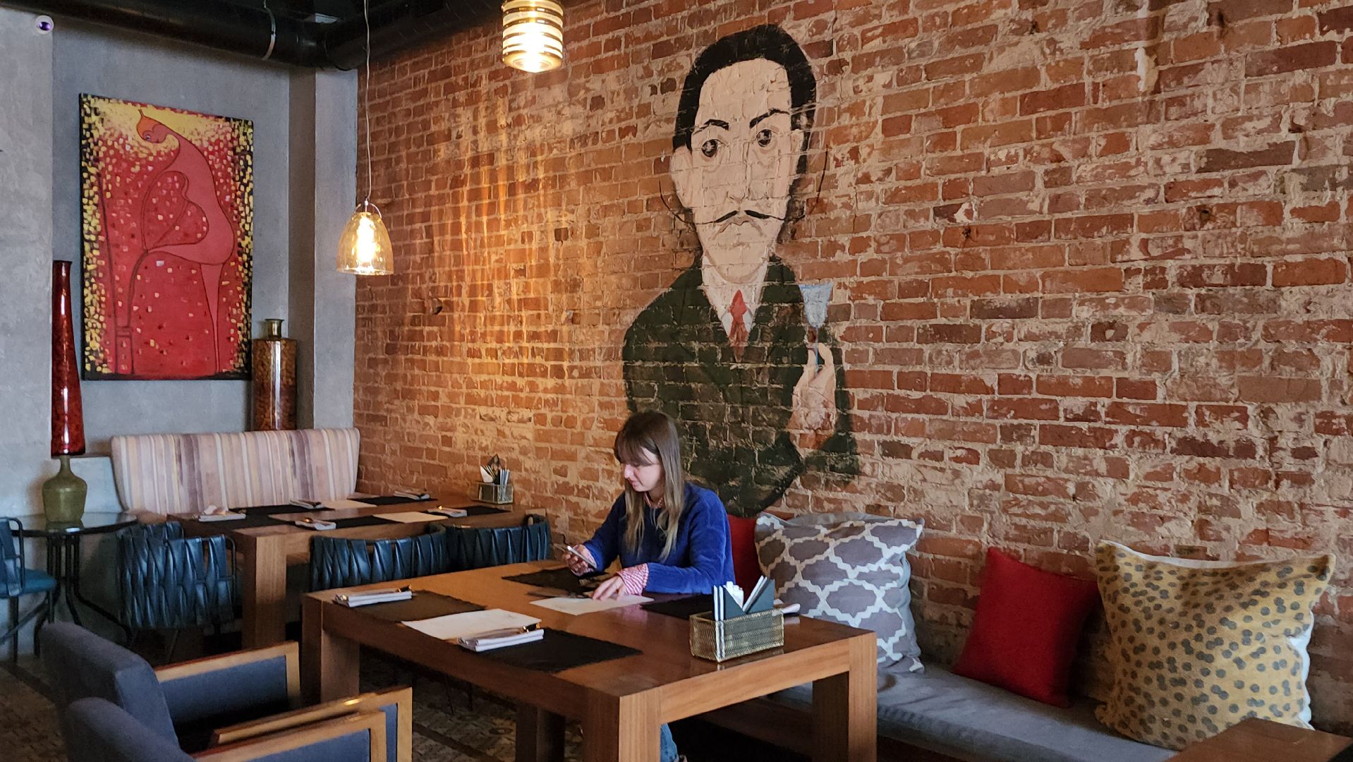 серпухов, еда, ресторан, сальвадор дали, площадь ленина,