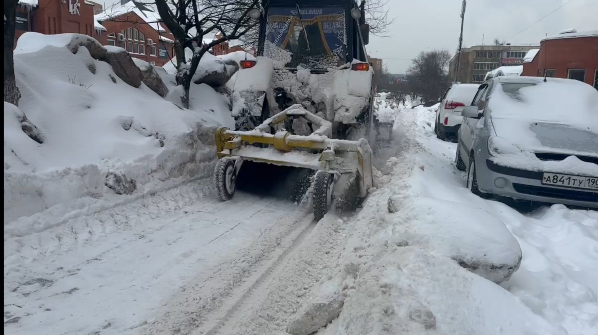 уборка снега, обработка дорог,