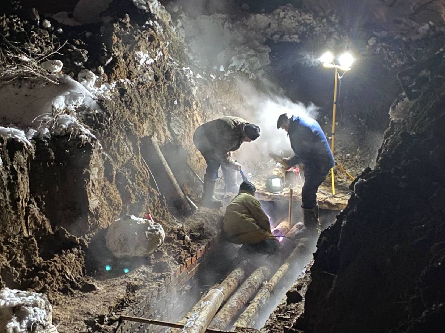 чехов, чп, жкх, утечка, теплотрасса, устранение коммунальной аварии,