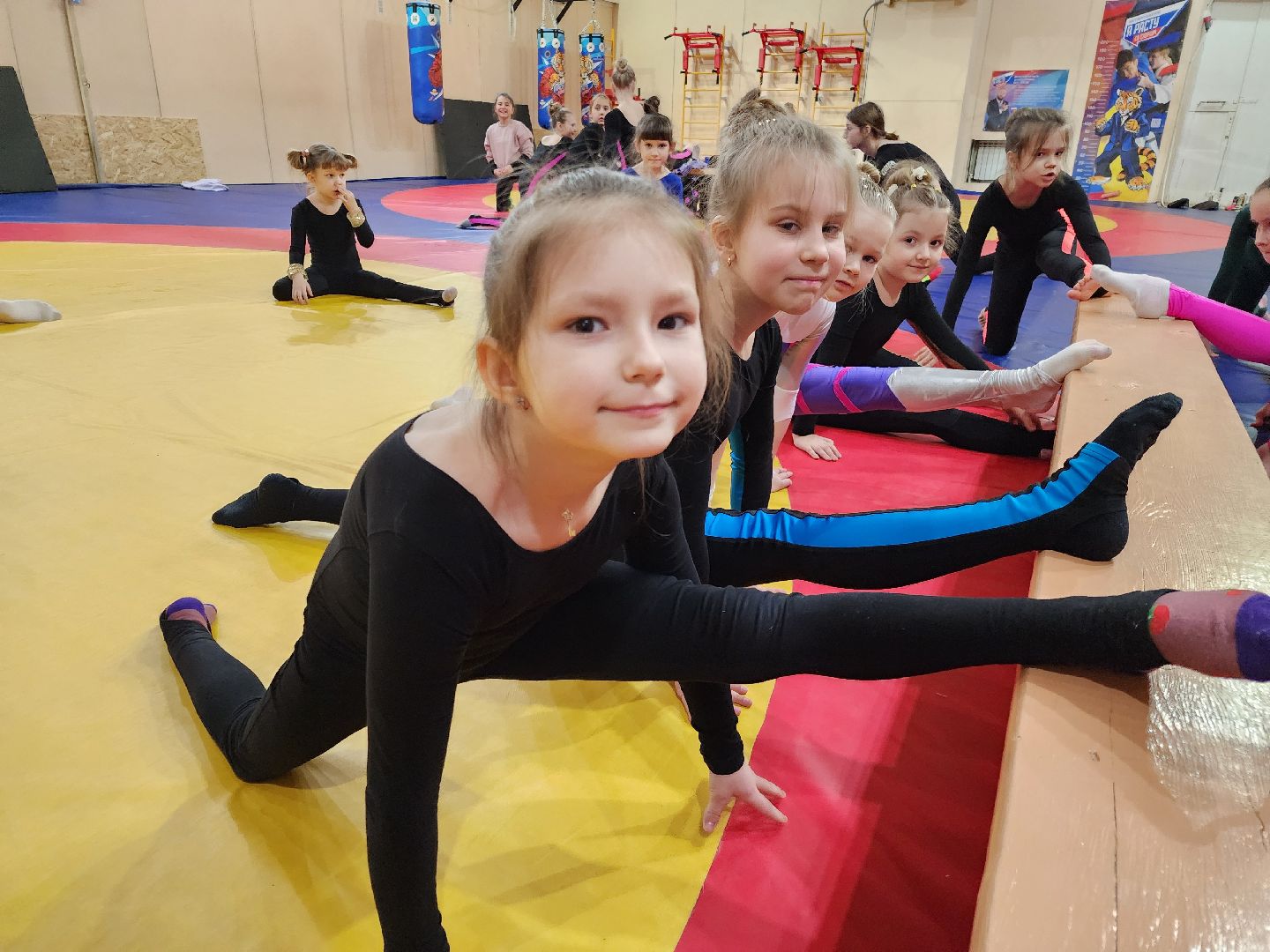 Воздушная гимнастика, соревнование,