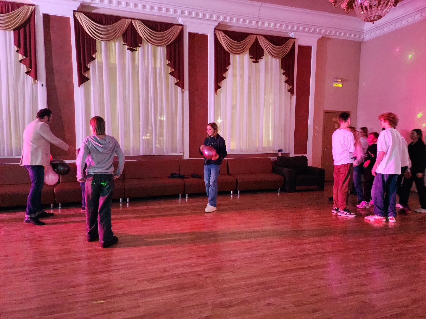 пушкино, дискотека, дети, музыка, подростки,