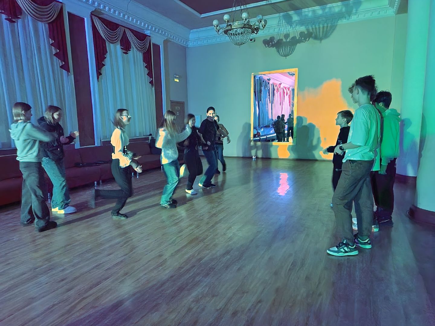 пушкино, дискотека, дети, музыка, подростки,