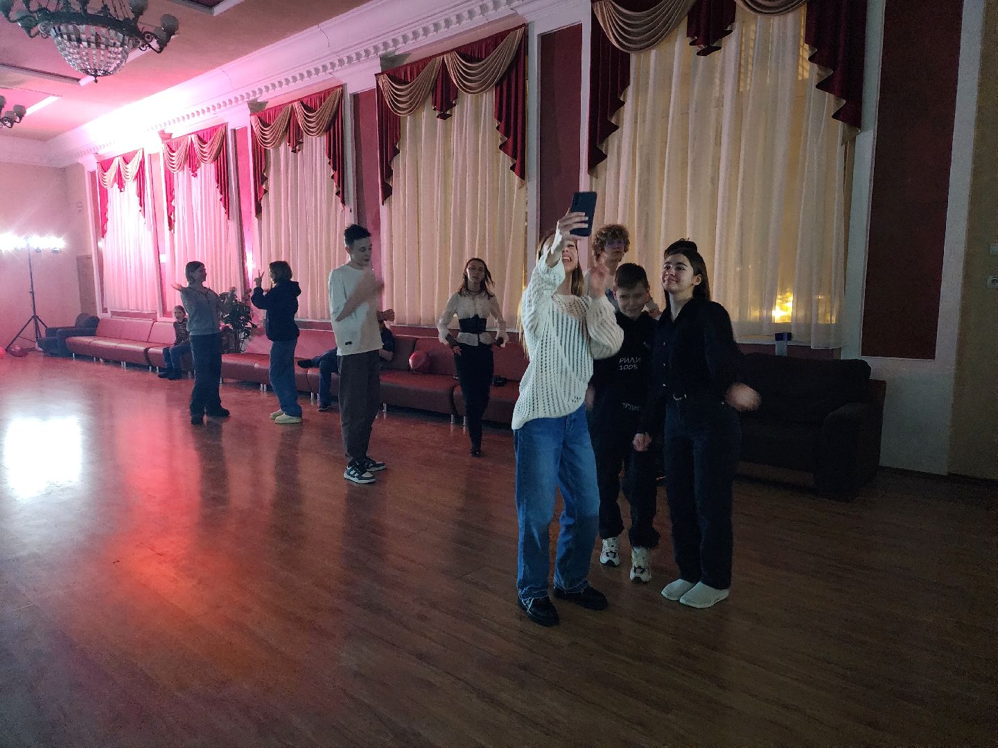 пушкино, дискотека, дети, музыка, подростки,