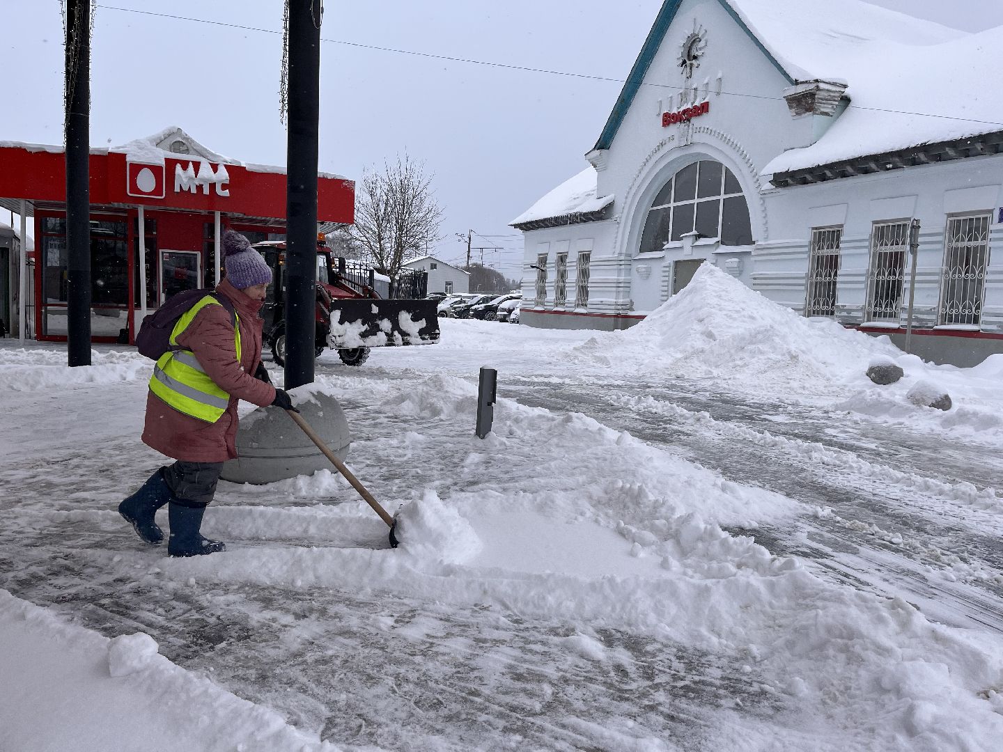 Снег, коммунальная служба, снежные завалы,