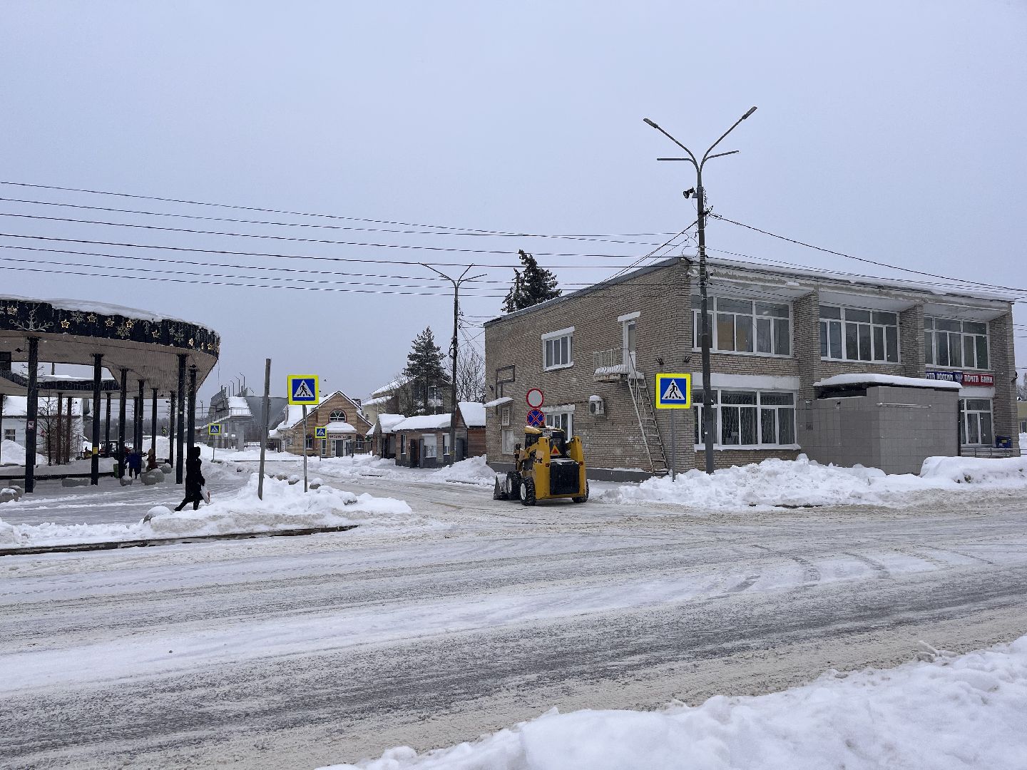 Снег, коммунальная служба, снежные завалы,