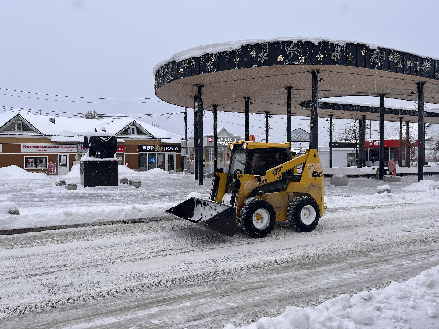 Снег, коммунальная служба, снежные завалы,