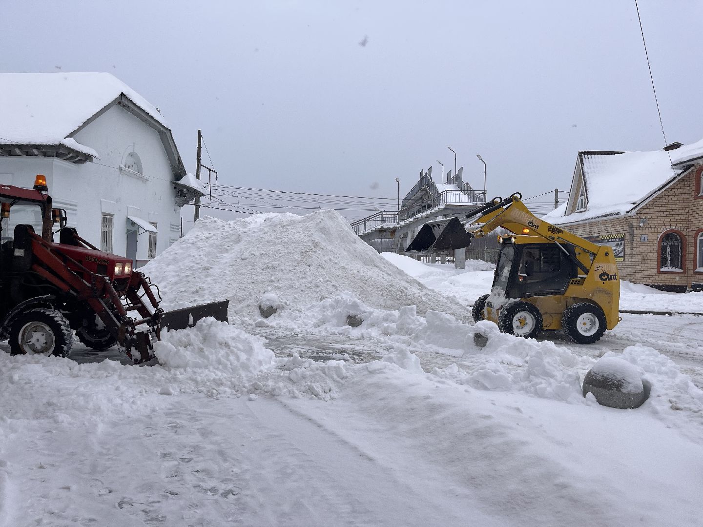Снег, коммунальная служба, снежные завалы,