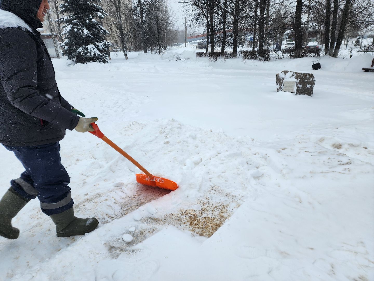 красноармейск, г.о. пушкинский, снегопад, уборка общественных территорий,
