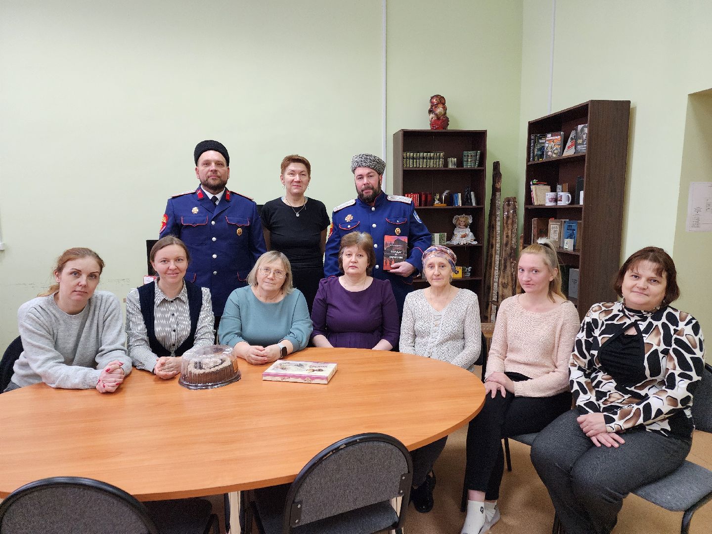 волоколамск, библиотека, подарки, книги, читатели, жители города,