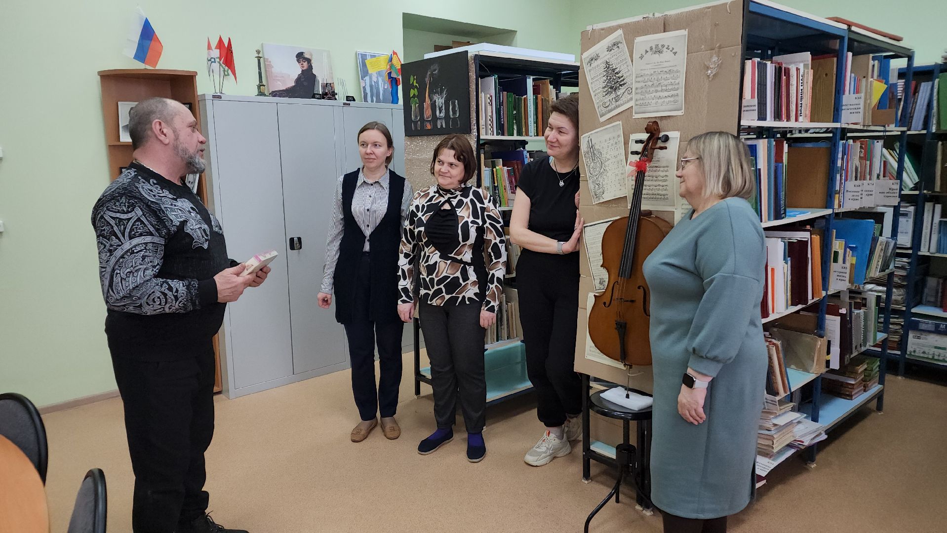 волоколамск, библиотека, подарки, книги, читатели, жители города,